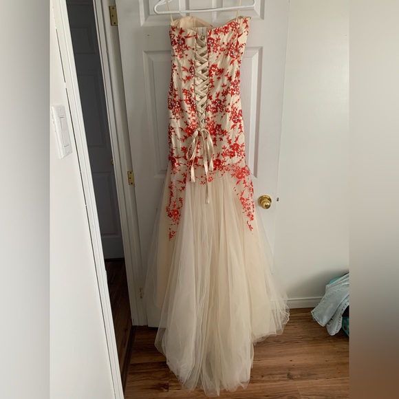 Red and White Lace Mermaid Gown with Train (Prom/Wedding Dress) - Picture 6 of 12